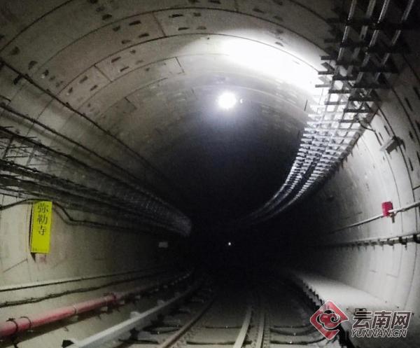探索低空经济“新赛道” 昆明地铁完成全省首次无人机巡检应用场景验证飞行测试(图2)
